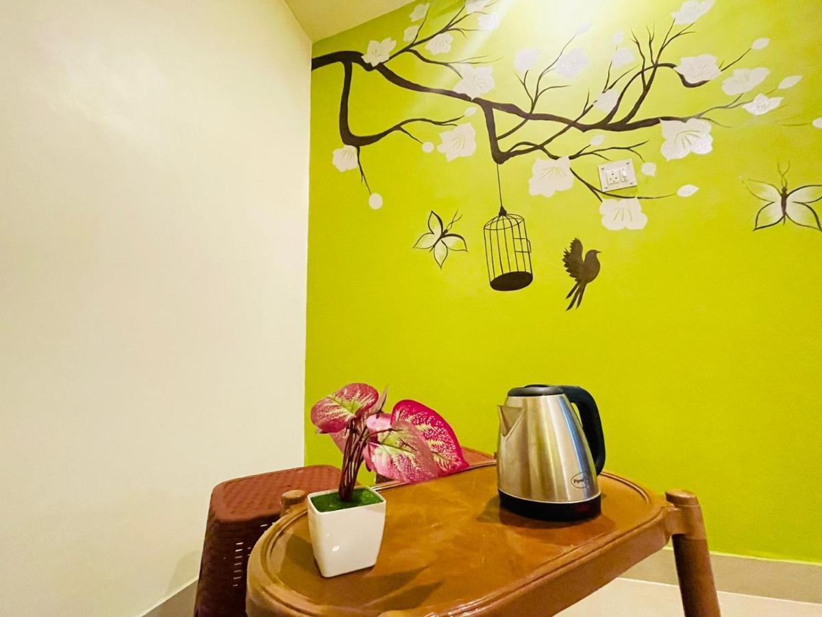 Sun India Guest House Haora Экстерьер фото